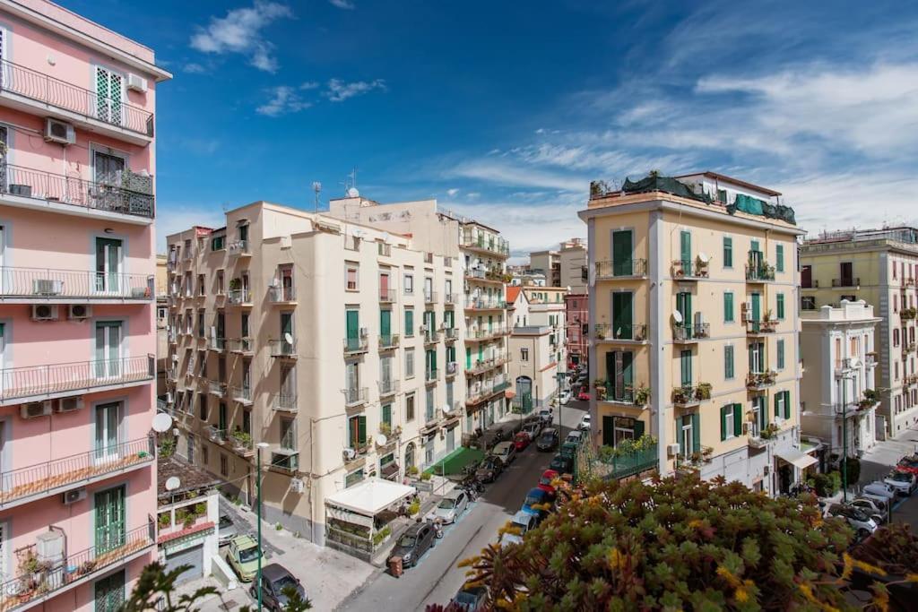 Villa Italia Al Vomero เนเปิลส์ ภายนอก รูปภาพ