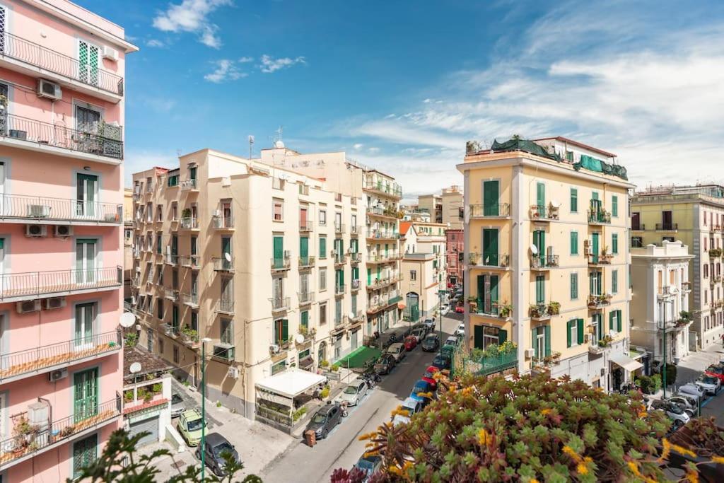 Villa Italia Al Vomero เนเปิลส์ ภายนอก รูปภาพ